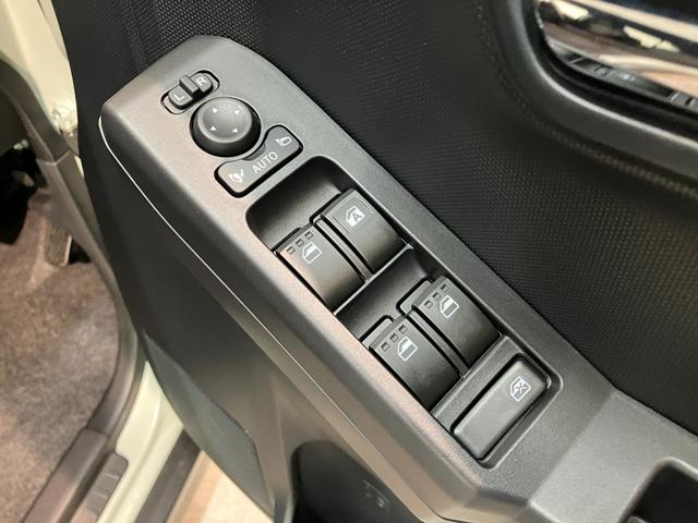 タフトG ダーククロムベンチャー レーダークルコン 届出済未使用車衝突被害軽減ブレーキ コーナーセンサー バックカメラ(ナビ装着時用) 前席シートヒーター 電動パーキング スカイフィールトップ LED オートライト オートエアコン スマートキー エコアイドル(滋賀県)の中古車