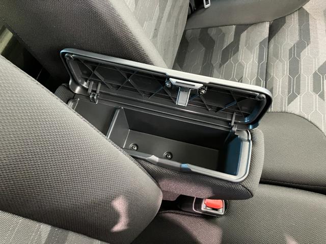 タントファンクロス 9型ディスプレイオーディオ 届出済未使用車衝突被害軽減ブレーキ コーナーセンサー 9型ディスプレイオーディオ フルセグ Bluetooth USB バックカメラ 両側電動スライドドア 前席シートヒーター LED スマートキー エコアイドル(滋賀県)の中古車