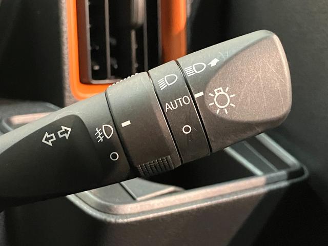 タントファンクロス CDステレオ コーナーセンサー シートヒーター衝突被害軽減ブレーキ コーナーセンサー CDステレオ バックカメラ(ナビ装着時用) 両側電動スライドドア 前席シートヒーター 電動パーキングブレーキ LED オートライト オートエアコン スマートキー(滋賀県)の中古車