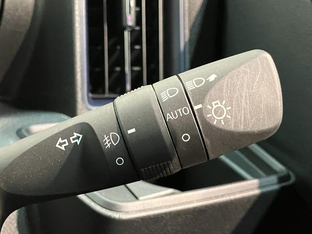 タントカスタムＸ　９型ディスプレイオーディオ　フルセグ　ＬＥＤ衝突被害軽減ブレーキ　コーナーセンサー　９型ディスプレイオーディオ　フルセグ　Ｂｌｕｅｔｏｏｔｈ　ＵＳＢ　バックカメラ　両側電動スライドドア　前席シートヒーター　ＬＥＤ　スマートキー　エコアイドル（滋賀県）の中古車