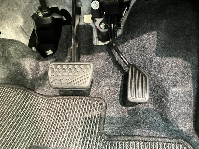 ミライースＬ　ＳＡIII　ＣＤステレオ　コーナーセンサー　キーレス衝突被害軽減ブレーキ　コーナーセンサー　バックカメラ（ナビ装着時用）　ＣＤステレオ　オートライト　マニュアルレベリング　マニュアルエアコン　キーレスエントリー　エコアイドル（滋賀県）の中古車