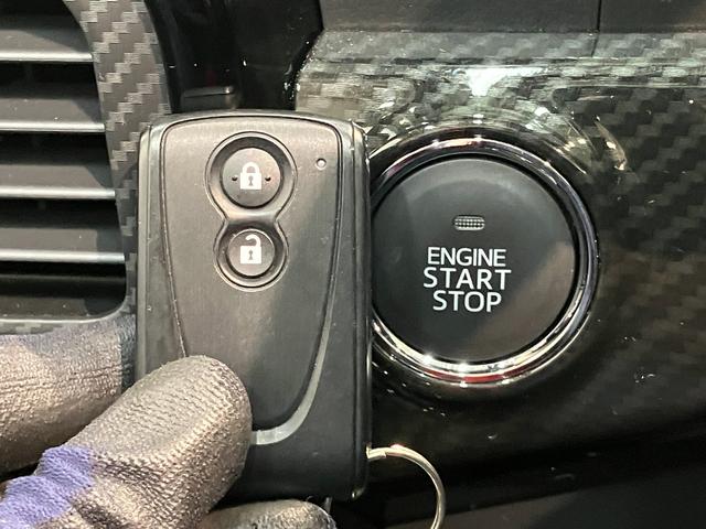 コペンＧＲスポーツ　ナビ　バックカメラ　ドラレコ　パドルシフトＧＲ専用サスペンション　ＳＤナビ　バックカメラ　Ｂｌｕｅｔｏｏｔｈ　ドライブレコーダー　ＥＴＣ車載器　ＭＯＭＯ製ハンドル　レカロシート　ＢＢＳ製アルミホイール　シートヒーター　ＬＥＤ　オートライト（滋賀県）の中古車