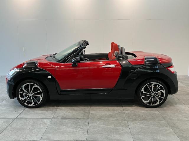 コペンエクスプレイ　Ｓ　５ＭＴ　レカロシート　ＭＯＭＯステビルシュタイン製ショックアブソーバー　レカロシート　ＭＯＭＯ製ステアリング　ＣＤステレオ　ディスプレイオーディオ　Ｂｌｕｅｔｏｏｔｈ　ＵＳＢ　バックカメラ　シートヒーター　ＬＥＤ　オートエアコン（滋賀県）の中古車