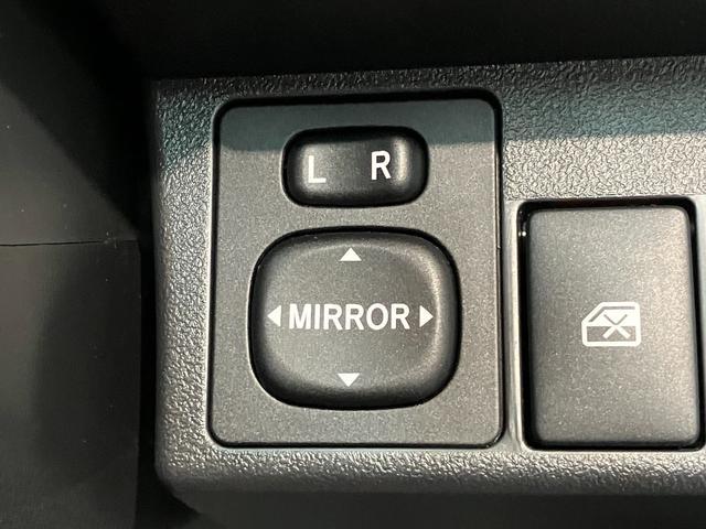 コペンエクスプレイ　Ｓ　５ＭＴ　レカロシート　ＭＯＭＯステビルシュタイン製ショックアブソーバー　レカロシート　ＭＯＭＯ製ステアリング　ＣＤステレオ　ディスプレイオーディオ　Ｂｌｕｅｔｏｏｔｈ　ＵＳＢ　バックカメラ　シートヒーター　ＬＥＤ　オートエアコン（滋賀県）の中古車