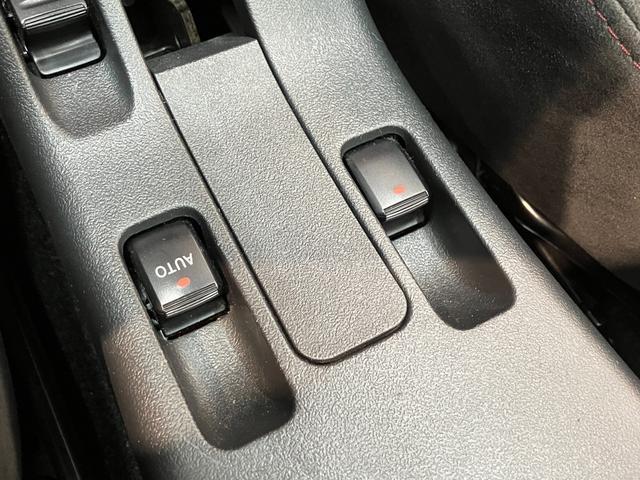 コペンエクスプレイ　Ｓ　５ＭＴ　レカロシート　ＭＯＭＯステビルシュタイン製ショックアブソーバー　レカロシート　ＭＯＭＯ製ステアリング　ＣＤステレオ　ディスプレイオーディオ　Ｂｌｕｅｔｏｏｔｈ　ＵＳＢ　バックカメラ　シートヒーター　ＬＥＤ　オートエアコン（滋賀県）の中古車