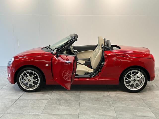 コペン２０ｔｈアニバーサリーエディション　５ＭＴ　フルセグナビ電動オープンルーフ　フルセグナビ　ＤＶＤ再生　Ｂｌｕｅｔｏｏｔｈ　ＥＴＣ車載器　ＭＯＭＯ製ハンドル　ＢＢＳ製アルミホイール　本革シート　シートヒーター　ＬＥＤ　オートライト　スマートキー（滋賀県）の中古車