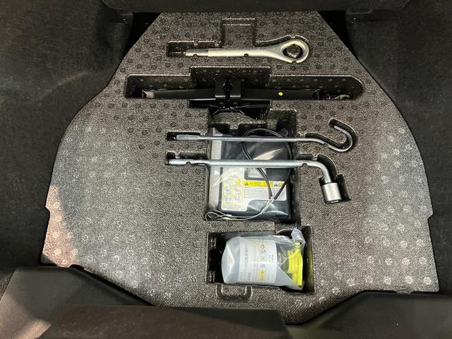 コペン２０ｔｈアニバーサリーエディション　５ＭＴ　フルセグナビ電動オープンルーフ　フルセグナビ　ＤＶＤ再生　Ｂｌｕｅｔｏｏｔｈ　ＥＴＣ車載器　ＭＯＭＯ製ハンドル　ＢＢＳ製アルミホイール　本革シート　シートヒーター　ＬＥＤ　オートライト　スマートキー（滋賀県）の中古車