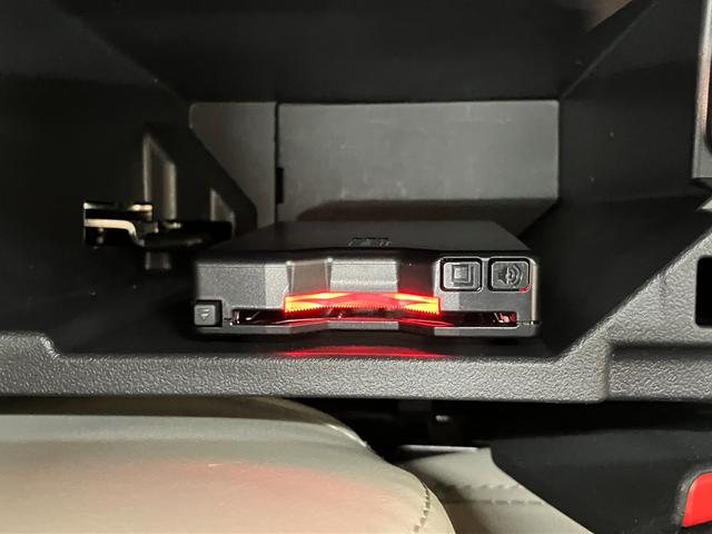 コペン２０ｔｈアニバーサリーエディション　５ＭＴ　フルセグナビ電動オープンルーフ　フルセグナビ　ＤＶＤ再生　Ｂｌｕｅｔｏｏｔｈ　ＥＴＣ車載器　ＭＯＭＯ製ハンドル　ＢＢＳ製アルミホイール　本革シート　シートヒーター　ＬＥＤ　オートライト　スマートキー（滋賀県）の中古車