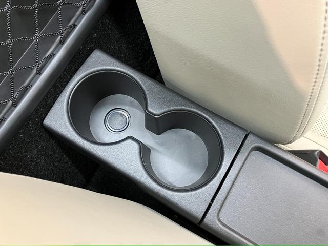 コペン２０ｔｈアニバーサリーエディション　５ＭＴ　フルセグナビ電動オープンルーフ　フルセグナビ　ＤＶＤ再生　Ｂｌｕｅｔｏｏｔｈ　ＥＴＣ車載器　ＭＯＭＯ製ハンドル　ＢＢＳ製アルミホイール　本革シート　シートヒーター　ＬＥＤ　オートライト　スマートキー（滋賀県）の中古車