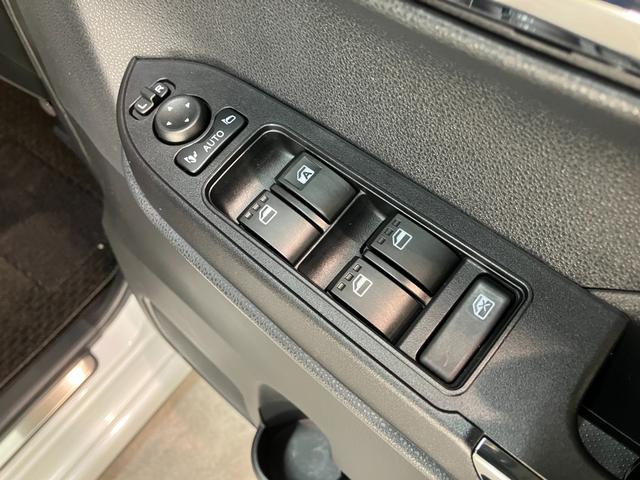 タントカスタムＲＳ　９型ディスプレイオーディオ　Ｂカメラ　ドラレコ衝突被害軽減ブレーキ　コーナーセンサー　９型ディスプレイオーディオ　フルセグ　Ｂｌｕｅｔｏｏｔｈ　ＵＳＢ　バックカメラ　前後ドラレコ　両側パワスラ　前席シートヒーター　ＬＥＤ　レーダクルコン（滋賀県）の中古車