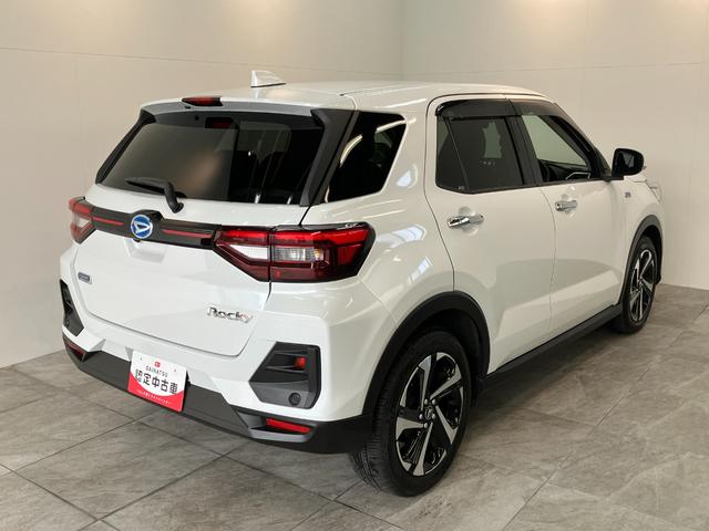 ロッキープレミアムＧ　ＨＥＶ　９型ディスプレイオーディオ　車検整備付衝突被害軽減ブレーキ　コーナーセンサー　ディスプレイオーディオ　フルセグ　パノラマカメラ　Ｂｌｕｅｔｏｏｔｈ　ＵＳＢ　ドラレコ　ＴＶコントロール　前席シートヒーター　電動パーキング　ＬＥＤ　クルコン（滋賀県）の中古車