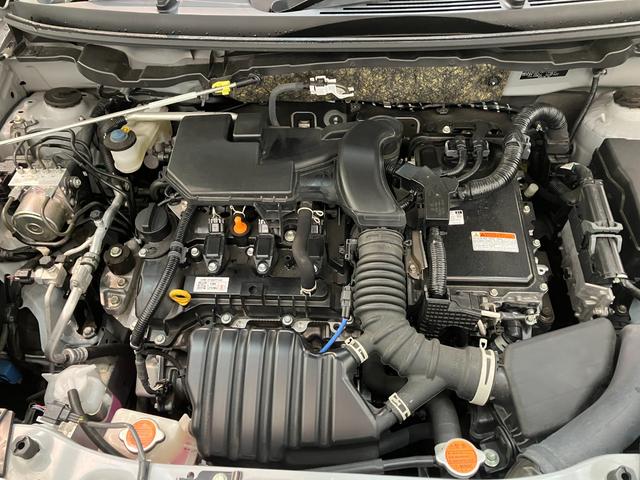 ロッキープレミアムＧ　ＨＥＶ　９型ディスプレイオーディオ　車検整備付衝突被害軽減ブレーキ　コーナーセンサー　ディスプレイオーディオ　フルセグ　パノラマカメラ　Ｂｌｕｅｔｏｏｔｈ　ＵＳＢ　ドラレコ　ＴＶコントロール　前席シートヒーター　電動パーキング　ＬＥＤ　クルコン（滋賀県）の中古車