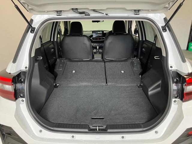 ロッキープレミアムＧ　ＨＥＶ　９型ディスプレイオーディオ　車検整備付衝突被害軽減ブレーキ　コーナーセンサー　ディスプレイオーディオ　フルセグ　パノラマカメラ　Ｂｌｕｅｔｏｏｔｈ　ＵＳＢ　ドラレコ　ＴＶコントロール　前席シートヒーター　電動パーキング　ＬＥＤ　クルコン（滋賀県）の中古車