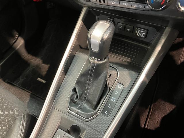 ロッキープレミアムＧ　ＨＥＶ　９型ディスプレイオーディオ　車検整備付衝突被害軽減ブレーキ　コーナーセンサー　ディスプレイオーディオ　フルセグ　パノラマカメラ　Ｂｌｕｅｔｏｏｔｈ　ＵＳＢ　ドラレコ　ＴＶコントロール　前席シートヒーター　電動パーキング　ＬＥＤ　クルコン（滋賀県）の中古車