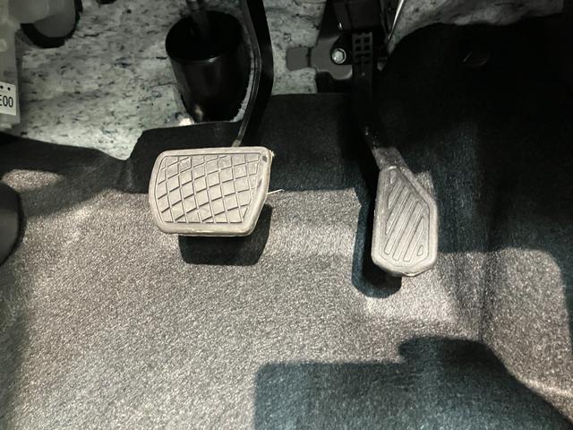 タントカスタムX 9型ディスプレイオーディオ 届出済未使用車衝突被害軽減ブレーキ コーナーセンサー 9型ディスプレイオーディオ フルセグ Bluetooth USB バックカメラ 両側電動スライドドア 前席シートヒーター LED スマートキー エコアイドル(滋賀県)の中古車