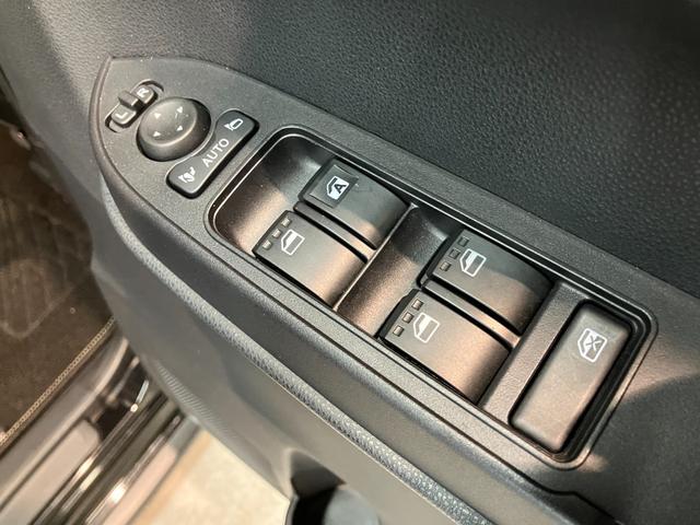 タントファンクロス　フルセグナビ　バックカメラ　前後ドラレコ衝突被害軽減ブレーキ　コーナーセンサー　フルセグナビ　Ｂｌｕｅｔｏｏｔｈ　ＤＶＤ再生　ＵＳＢ　バックカメラ　前後ドラレコ　両側電動スライドドア　前席シートヒーター　ＬＥＤ　オートライト　スマートキー（滋賀県）の中古車