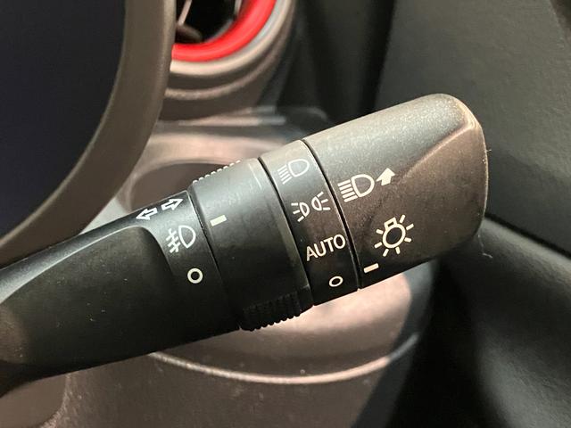 キャストスポーツＳＡ２　ワンセグナビ　バックカメラ　ドラレコ衝突被害軽減ブレーキ　ワンセグナビ　バックカメラ　ドラレコ　ＥＴＣ　シートヒーター　オートライト　オートエアコン　パドルシフト　ＭＯＭＯ製ハンドル　電格ミラー　スマートキー　タイヤ４本新品交換済み（滋賀県）の中古車