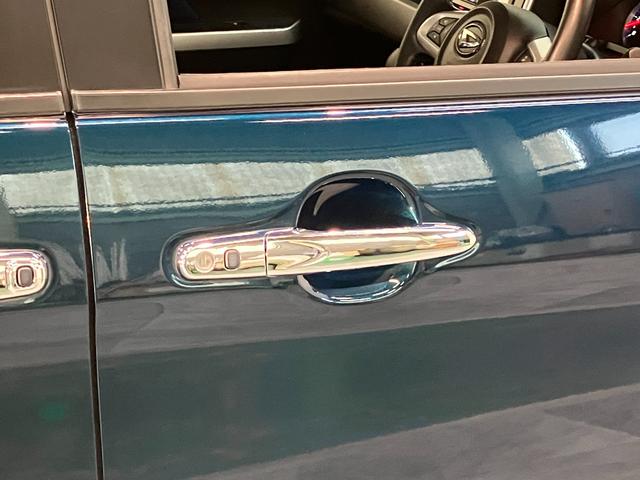 トールカスタムＧリミテッド２ＳＡ３　９型ナビ　パノラマカメラ衝突被害軽減ブレーキ　コーナーセンサー　９型フルセグナビ　Ｂｌｕｅｔｏｏｔｈ　ＤＶＤ　ＵＳＢ　パノラマカメラ　フリップダウンモニター　前後ドラレコ　両側電動スライドドア　前席シートヒーター　クルコン（滋賀県）の中古車