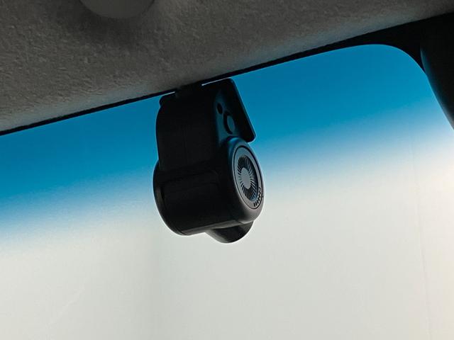 トールカスタムＧリミテッド２ＳＡ３　９型ナビ　パノラマカメラ衝突被害軽減ブレーキ　コーナーセンサー　９型フルセグナビ　Ｂｌｕｅｔｏｏｔｈ　ＤＶＤ　ＵＳＢ　パノラマカメラ　フリップダウンモニター　前後ドラレコ　両側電動スライドドア　前席シートヒーター　クルコン（滋賀県）の中古車