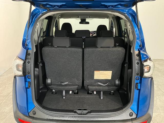 シエンタＸ　フルセグナビ　バックカメラ　キーレス　ＥＴＣ　７人乗りトヨタセーフティセンス　フルセグナビ　バックカメラ　ＥＴＣ　ＤＶＤ再生　Ｂｌｕｅｔｏｏｔｈ　ＵＳＢ　左側電動スライドドア　キーレスエントリー　電動格納式ミラー　社外アルミ　エコアイドル（滋賀県）の中古車