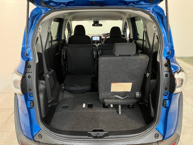 シエンタＸ　フルセグナビ　バックカメラ　キーレス　ＥＴＣ　７人乗りトヨタセーフティセンス　フルセグナビ　バックカメラ　ＥＴＣ　ＤＶＤ再生　Ｂｌｕｅｔｏｏｔｈ　ＵＳＢ　左側電動スライドドア　キーレスエントリー　電動格納式ミラー　社外アルミ　エコアイドル（滋賀県）の中古車