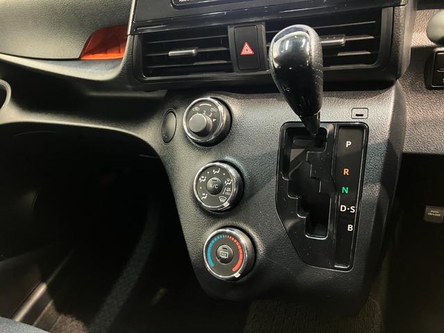 シエンタＸ　フルセグナビ　バックカメラ　キーレス　ＥＴＣ　７人乗りトヨタセーフティセンス　フルセグナビ　バックカメラ　ＥＴＣ　ＤＶＤ再生　Ｂｌｕｅｔｏｏｔｈ　ＵＳＢ　左側電動スライドドア　キーレスエントリー　電動格納式ミラー　社外アルミ　エコアイドル（滋賀県）の中古車