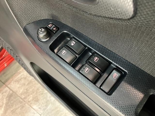 ムーヴＸリミテッド２ＳＡ３　ナビ　バックカメラ　走行２千キロ台衝突被害軽減ブレーキ　フルセグナビ　バックカメラ　ＤＶＤ再生　Ｂｌｕｅｔｏｏｔｈ　ＵＳＢ　前後ドラレコ　シートヒーター　ＬＥＤヘッドライト　オートライト　オートエアコン　スマートキー　エコアイドル（滋賀県）の中古車