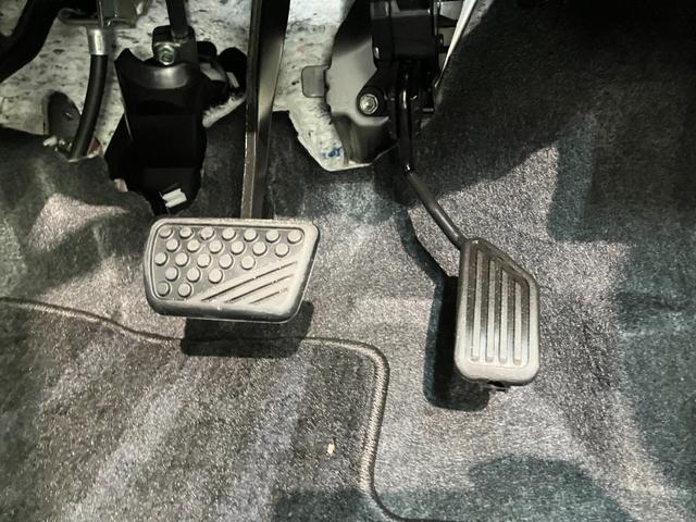 ムーヴＸリミテッド２ＳＡ３　ナビ　バックカメラ　走行２千キロ台衝突被害軽減ブレーキ　フルセグナビ　バックカメラ　ＤＶＤ再生　Ｂｌｕｅｔｏｏｔｈ　ＵＳＢ　前後ドラレコ　シートヒーター　ＬＥＤヘッドライト　オートライト　オートエアコン　スマートキー　エコアイドル（滋賀県）の中古車