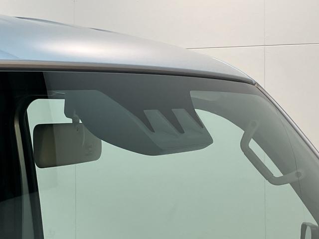 ハイゼットトラックスタンダード　４ＷＤ　ＣＶＴ　コーナーセンサー　オートライト衝突被害軽減ブレーキ　コーナーセンサー　パートタイム４ＷＤ　ＡＭ／ＦＭラジオ　マニュアルエアコン　マニュアルレベリング　オートライト（滋賀県）の中古車