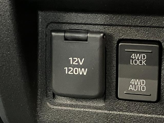 ハイゼットトラックスタンダード　４ＷＤ　ＣＶＴ　コーナーセンサー　オートライト衝突被害軽減ブレーキ　コーナーセンサー　パートタイム４ＷＤ　ＡＭ／ＦＭラジオ　マニュアルエアコン　マニュアルレベリング　オートライト（滋賀県）の中古車