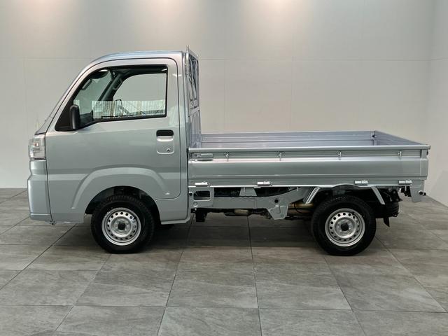 ハイゼットトラックスタンダード　４ＷＤ　ＣＶＴ　コーナーセンサー　オートライト衝突被害軽減ブレーキ　コーナーセンサー　パートタイム４ＷＤ　ＡＭ／ＦＭラジオ　マニュアルエアコン　マニュアルレベリング　オートライト（滋賀県）の中古車