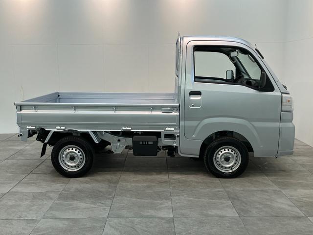 ハイゼットトラックスタンダード　４ＷＤ　ＣＶＴ　コーナーセンサー　オートライト衝突被害軽減ブレーキ　コーナーセンサー　パートタイム４ＷＤ　ＡＭ／ＦＭラジオ　マニュアルエアコン　マニュアルレベリング　オートライト（滋賀県）の中古車