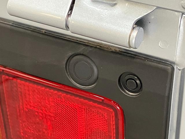 ハイゼットトラックスタンダード　４ＷＤ　ＣＶＴ　コーナーセンサー　オートライト衝突被害軽減ブレーキ　コーナーセンサー　パートタイム４ＷＤ　ＡＭ／ＦＭラジオ　マニュアルエアコン　マニュアルレベリング　オートライト（滋賀県）の中古車