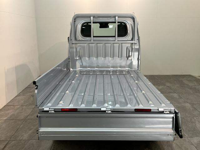 ハイゼットトラックスタンダード　４ＷＤ　ＣＶＴ　コーナーセンサー　オートライト衝突被害軽減ブレーキ　コーナーセンサー　パートタイム４ＷＤ　ＡＭ／ＦＭラジオ　マニュアルエアコン　マニュアルレベリング　オートライト（滋賀県）の中古車