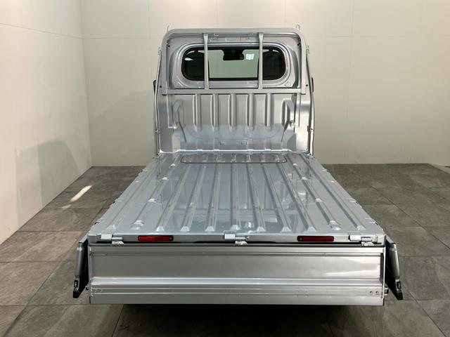 ハイゼットトラックスタンダード　４ＷＤ　ＣＶＴ　コーナーセンサー　オートライト衝突被害軽減ブレーキ　コーナーセンサー　パートタイム４ＷＤ　ＡＭ／ＦＭラジオ　マニュアルエアコン　マニュアルレベリング　オートライト（滋賀県）の中古車