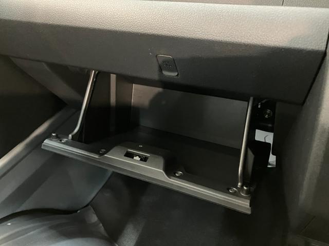 ハイゼットトラックスタンダード　４ＷＤ　ＣＶＴ　コーナーセンサー　オートライト衝突被害軽減ブレーキ　コーナーセンサー　パートタイム４ＷＤ　ＡＭ／ＦＭラジオ　マニュアルエアコン　マニュアルレベリング　オートライト（滋賀県）の中古車