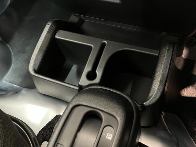 ハイゼットトラックスタンダード　４ＷＤ　ＣＶＴ　コーナーセンサー　オートライト衝突被害軽減ブレーキ　コーナーセンサー　パートタイム４ＷＤ　ＡＭ／ＦＭラジオ　マニュアルエアコン　マニュアルレベリング　オートライト（滋賀県）の中古車