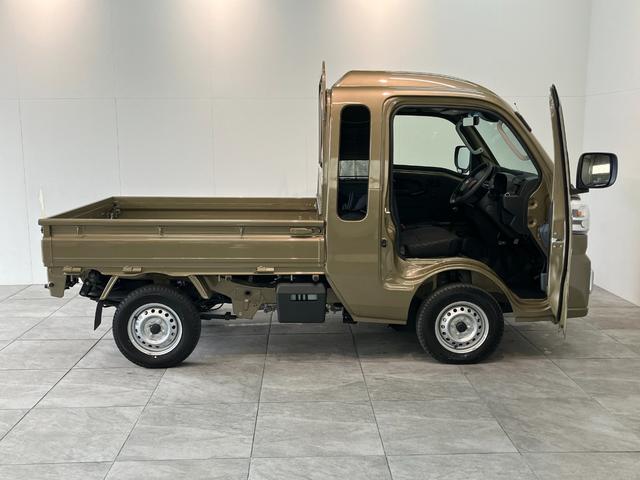 ハイゼットトラックジャンボエクストラ 4WD デフロック 届出済未使用車衝突被害軽減ブレーキ スマアシ コーナーセンサー LEDヘッドライト オートライト スマートキー パワーウインドウ 電動格納式ミラー 4WD デフロック 荷台作業灯 届出済未使用車(滋賀県)の中古車