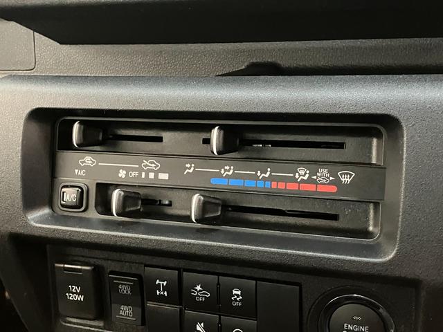 ハイゼットトラックジャンボエクストラ 4WD デフロック 届出済未使用車衝突被害軽減ブレーキ スマアシ コーナーセンサー LEDヘッドライト オートライト スマートキー パワーウインドウ 電動格納式ミラー 4WD デフロック 荷台作業灯 届出済未使用車(滋賀県)の中古車