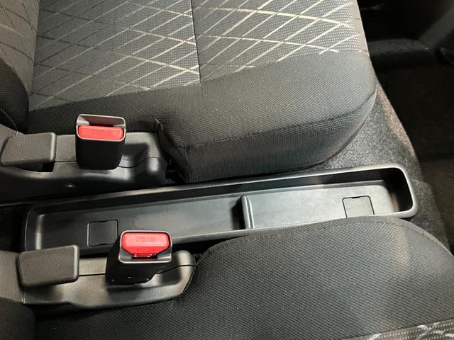 アトレーＲＳ　４ＷＤ　クルーズコントロール　デジタルインナーミラー衝突被害軽減ブレーキ　コーナーセンサー　４ＷＤ　ターボ　バックカメラ（ナビ装着時用）　両側電動スライドドア　ＬＥＤ　オートライト　レーダークルーズコントロール　オートエアコン　デジタルインナーミラー（滋賀県）の中古車