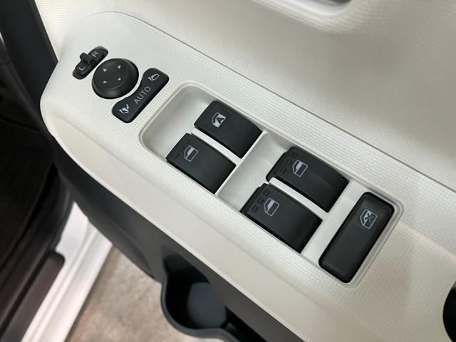 ムーヴキャンバスストライプスG コーナーセンサー 両側電動スライドドア衝突被害軽減ブレーキ コーナーセンサー バックカメラ(ナビ装着時用) CDステレオ 両側電動スライド 前席シートヒーター 電動パーキング LED オートライト オートエアコン スマートキー(滋賀県)の中古車