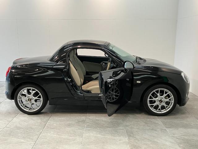 コペン２０ｔｈアニバーサリーエディション　ナビ　バックカメラフルセグナビ　ＤＶＤ再生　Ｂｌｕｅｔｏｏｔｈ　ＵＳＢ　パドルシフト　ＭＯＭＯ製ハンドル　革シート　ＢＢＳ製アルミホイール　シートヒーター　ＬＥＤ　オートライト　オートエアコン　スマートキー　ターボ（滋賀県）の中古車