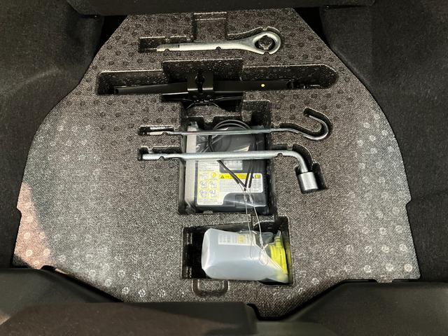 コペン２０ｔｈアニバーサリーエディション　ナビ　バックカメラフルセグナビ　ＤＶＤ再生　Ｂｌｕｅｔｏｏｔｈ　ＵＳＢ　パドルシフト　ＭＯＭＯ製ハンドル　革シート　ＢＢＳ製アルミホイール　シートヒーター　ＬＥＤ　オートライト　オートエアコン　スマートキー　ターボ（滋賀県）の中古車