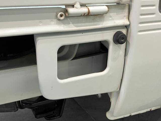 ハイゼットトラックエアコン・パワステ スペシャル 4WD 走行5万9千キロ台マニュアルエアコン パワーステアリング マニュアルレベリング パートタイム4WD AM/FMラジオ(滋賀県)の中古車