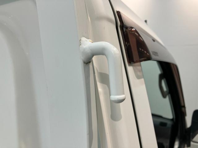 ハイゼットトラックエアコン・パワステ スペシャル 4WD 走行5万9千キロ台マニュアルエアコン パワーステアリング マニュアルレベリング パートタイム4WD AM/FMラジオ(滋賀県)の中古車