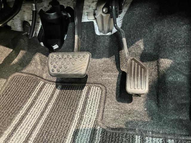 キャストアクティバＧリミテッドＳＡ３　４ＷＤ　ナビ　パノラマカメラ衝突被害軽減ブレーキ　スマアシ３　フルセグナビ　パノラマカメラ　ＤＶＤ　Ｂｌｕｅｔｏｏｔｈ　ＵＳＢ　ドラレコ　ＥＴＣ　シートヒーター　オートライト　スマートキー　ＤＡＣ　タイヤ４本新品交換済（滋賀県）の中古車