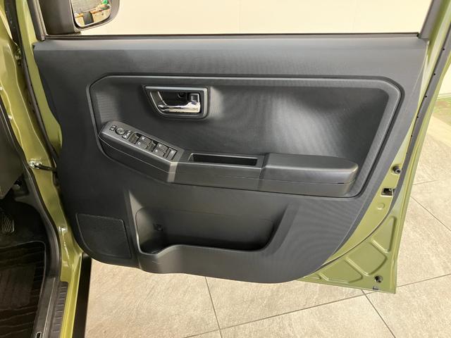 タフトＧダーククロムベンチャー　９型ディスプレイオーディオ衝突被害軽減ブレーキ　コーナーセンサー　９型ディスプレイオーディオ　フルセグ　バックカメラ　Ｂｌｕｅｔｏｏｔｈ　ＵＳＢ　前後ドラレコ　ＥＴＣ　ＴＶコントロール　前席シートヒーター　ＬＥＤ　オートライト（滋賀県）の中古車