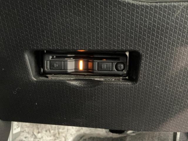 タントカスタムＲＳ　９型ディスプレイオーディオ　車検整備付衝突被害軽減ブレーキ　コーナーセンサー　９型ディスプレイオーディオ　フルセグ　Ｂｌｕｅｔｏｏｔｈ　ＵＳＢ　バックカメラ　ＥＴＣ　両側電動スライドドア　前席シートヒーター　ＬＥＤ　スマートキー（滋賀県）の中古車