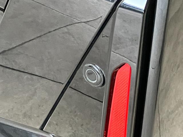 タントカスタムＸ　ＩＤＬＥレス　１０型ナビ　バックカメラ衝突被害軽減ブレーキ　コーナーセンサー　１０型フルセグナビ　Ｂｌｕｅｔｏｏｔｈ　ＤＶＤ再生　ＵＳＢ　バックカメラ　ＥＴＣ　両側電動スライドドア　前席シートヒーター　ＬＥＤ　オートライト　スマートキー（滋賀県）の中古車