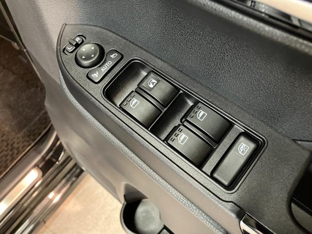 タントカスタムＸ　ＩＤＬＥレス　１０型ナビ　バックカメラ衝突被害軽減ブレーキ　コーナーセンサー　１０型フルセグナビ　Ｂｌｕｅｔｏｏｔｈ　ＤＶＤ再生　ＵＳＢ　バックカメラ　ＥＴＣ　両側電動スライドドア　前席シートヒーター　ＬＥＤ　オートライト　スマートキー（滋賀県）の中古車